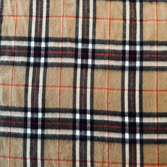 Plaid scarf - Picture 2 of 5